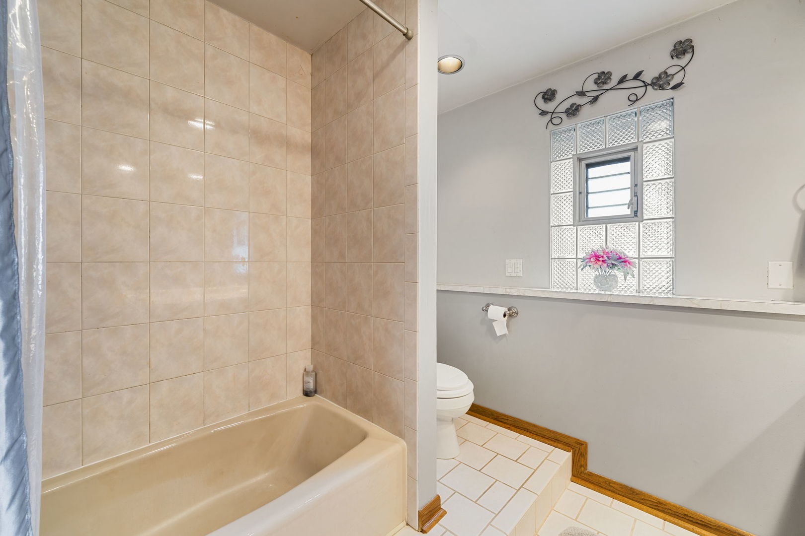 5706 N New Hampshire Avenue Property Photo 30