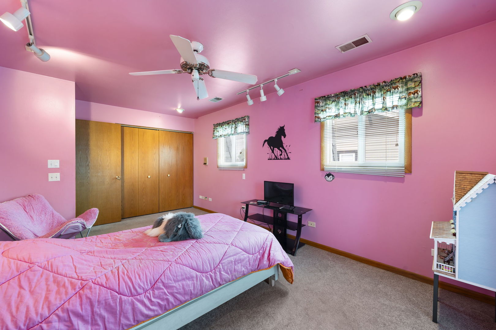 5706 N New Hampshire Avenue Property Photo 35