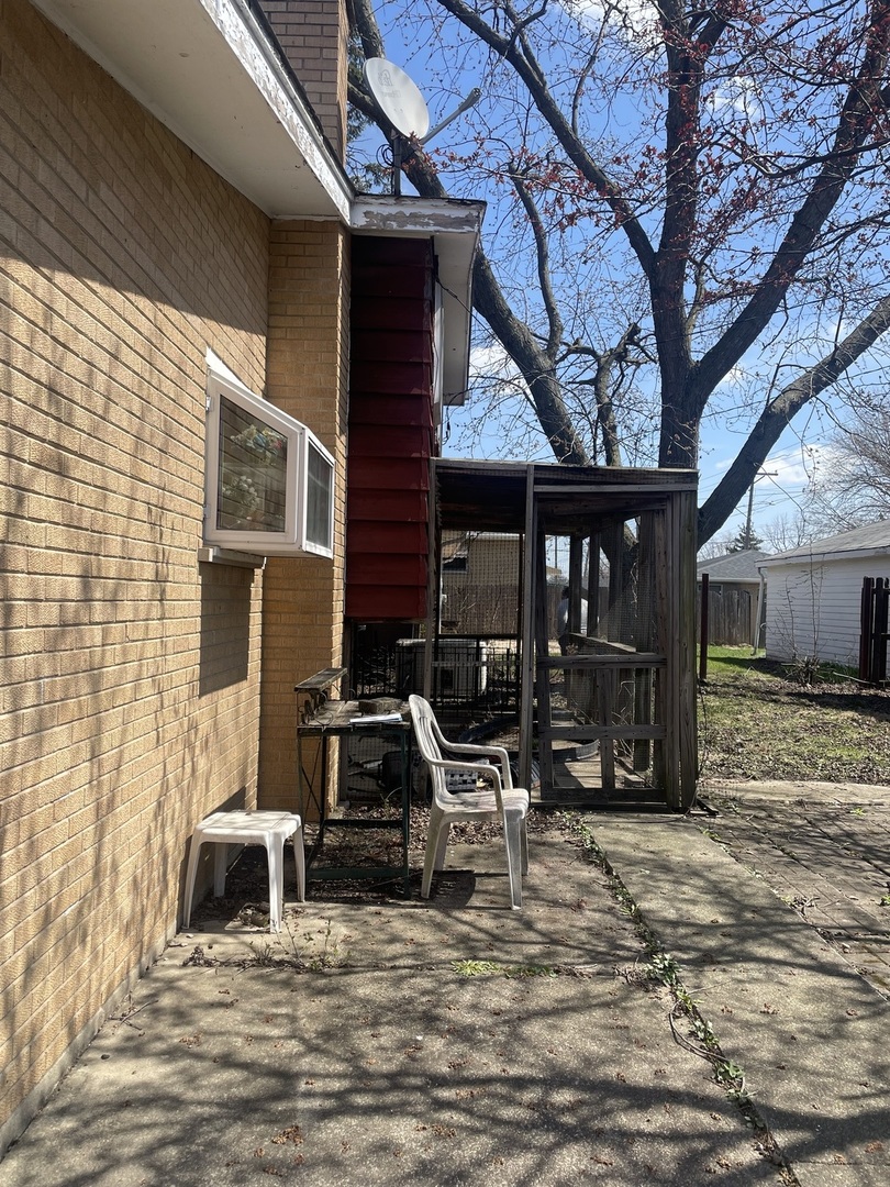 11011 W Roosevelt Road Property Photo 4