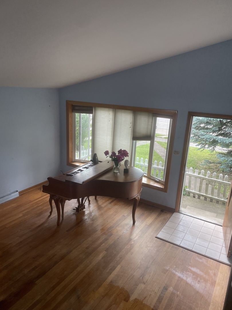 11011 W Roosevelt Road Property Photo 12