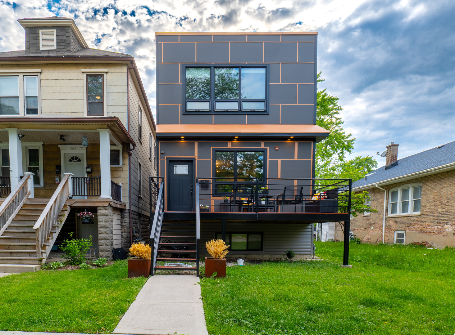 1009 Lathrop Avenue Property Photo 1