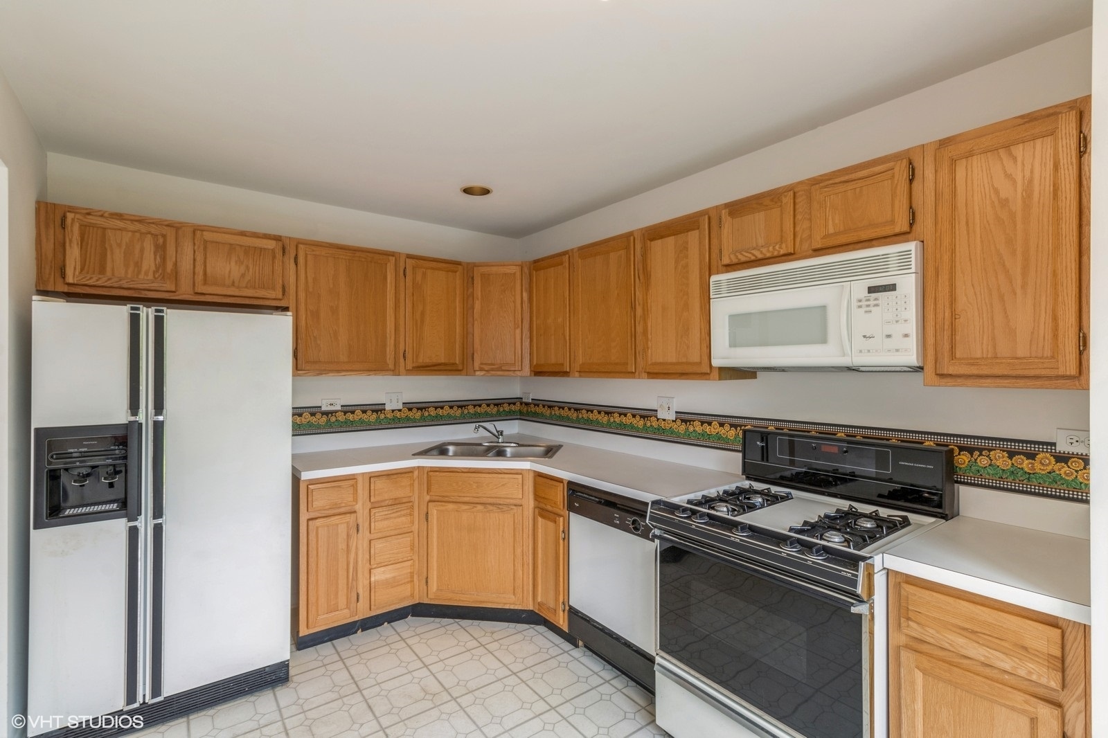 367 S Crown Court Property Photo 8