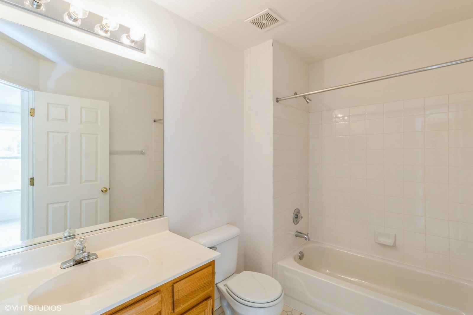 367 S Crown Court Property Photo 17