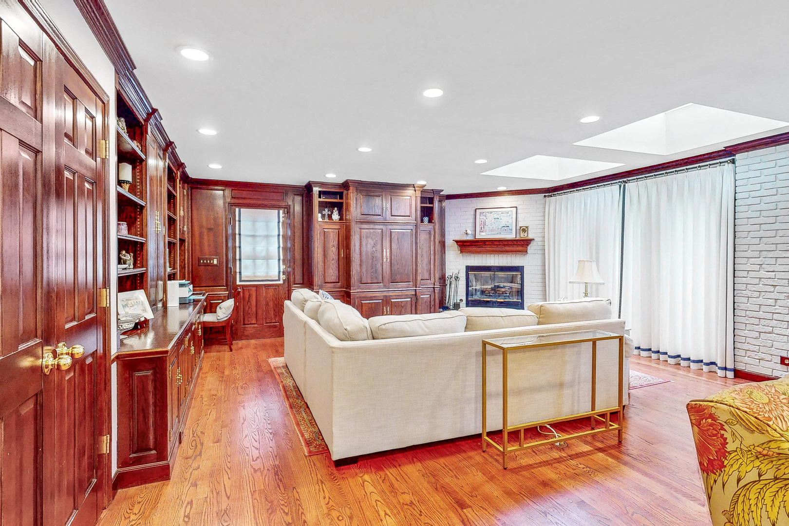 140 N Quincy Street Property Photo 14