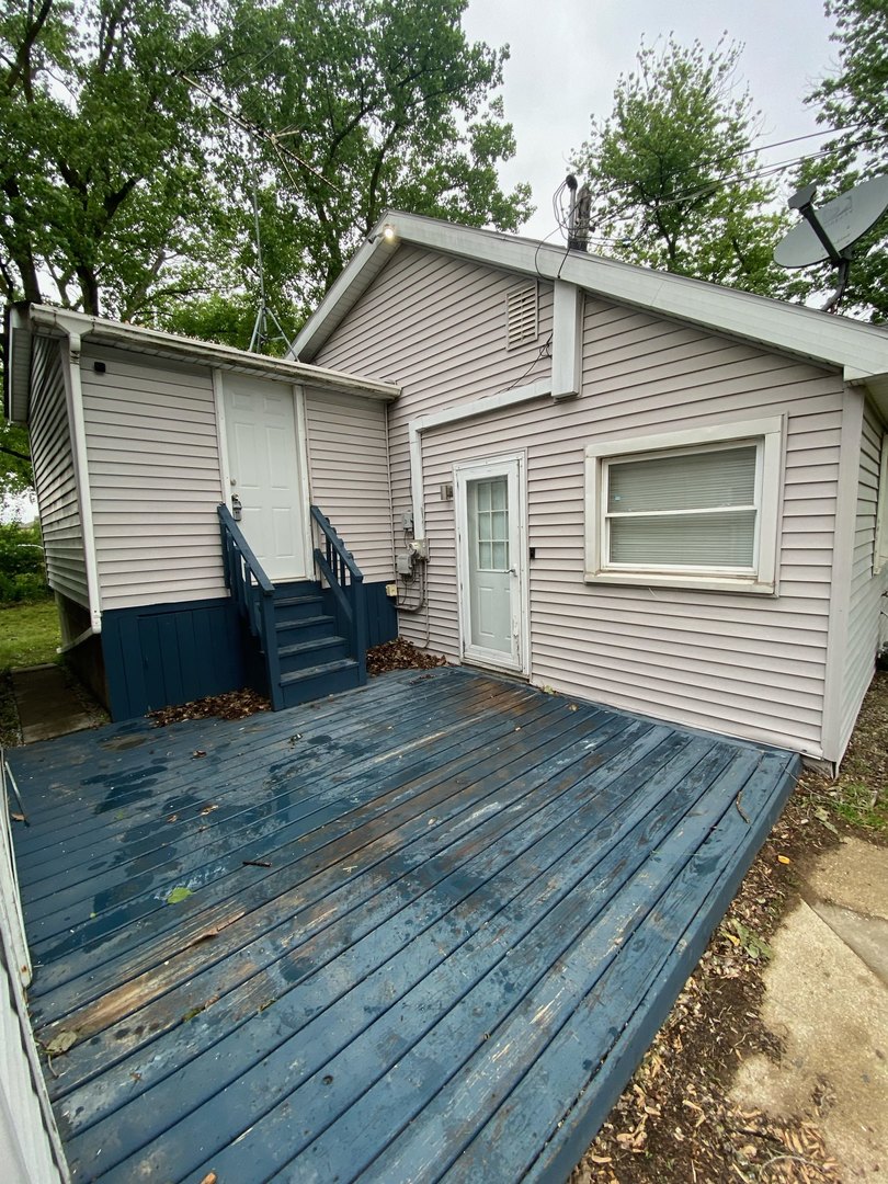 18020 Ridgeland Avenue Property Photo 3
