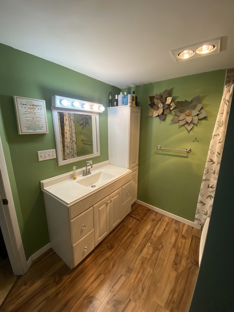 18020 Ridgeland Avenue Property Photo 15