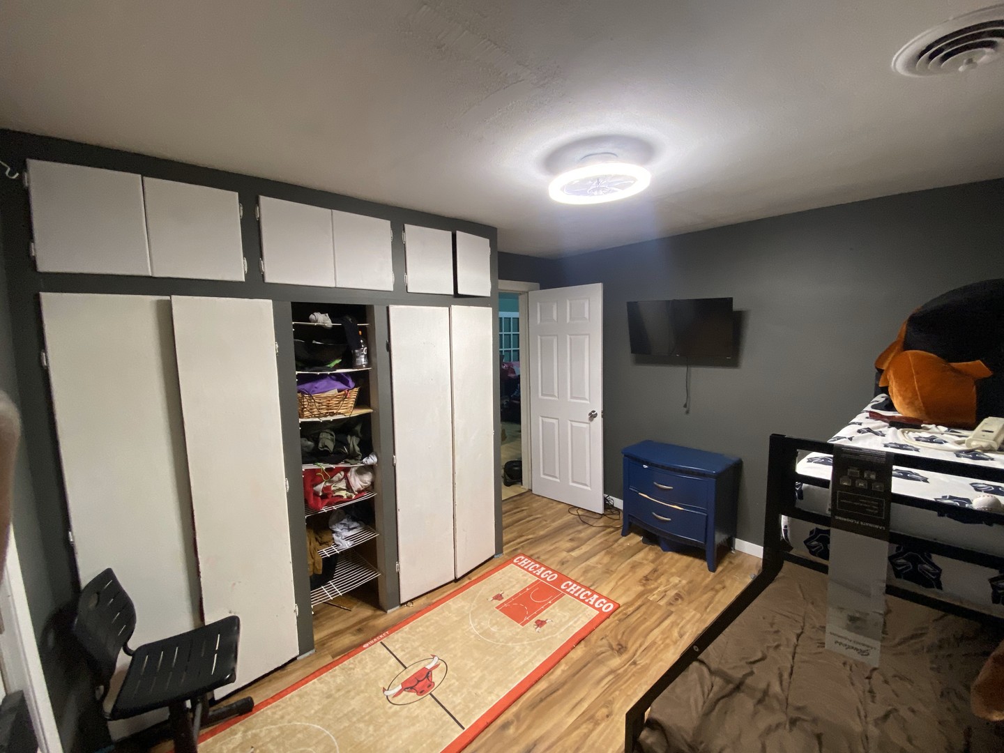 18020 Ridgeland Avenue Property Photo 17