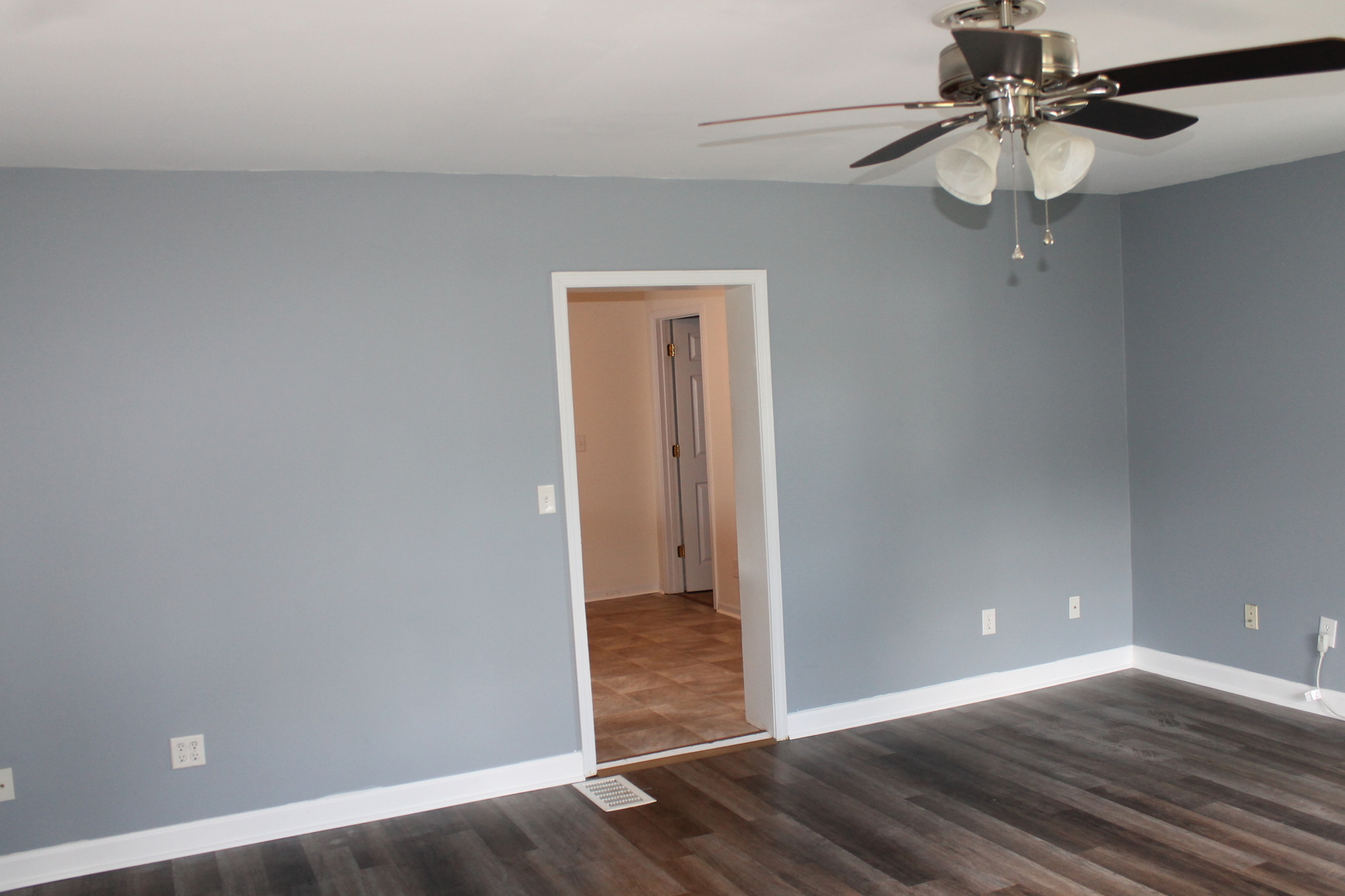 517 Victor Street Property Photo 5