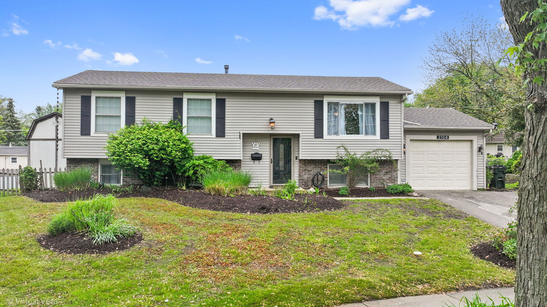 3104 Andrea Court Property Photo 1