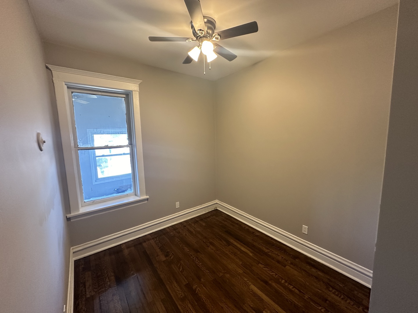 6110 S Ingleside Avenue 3n Property Photo 5