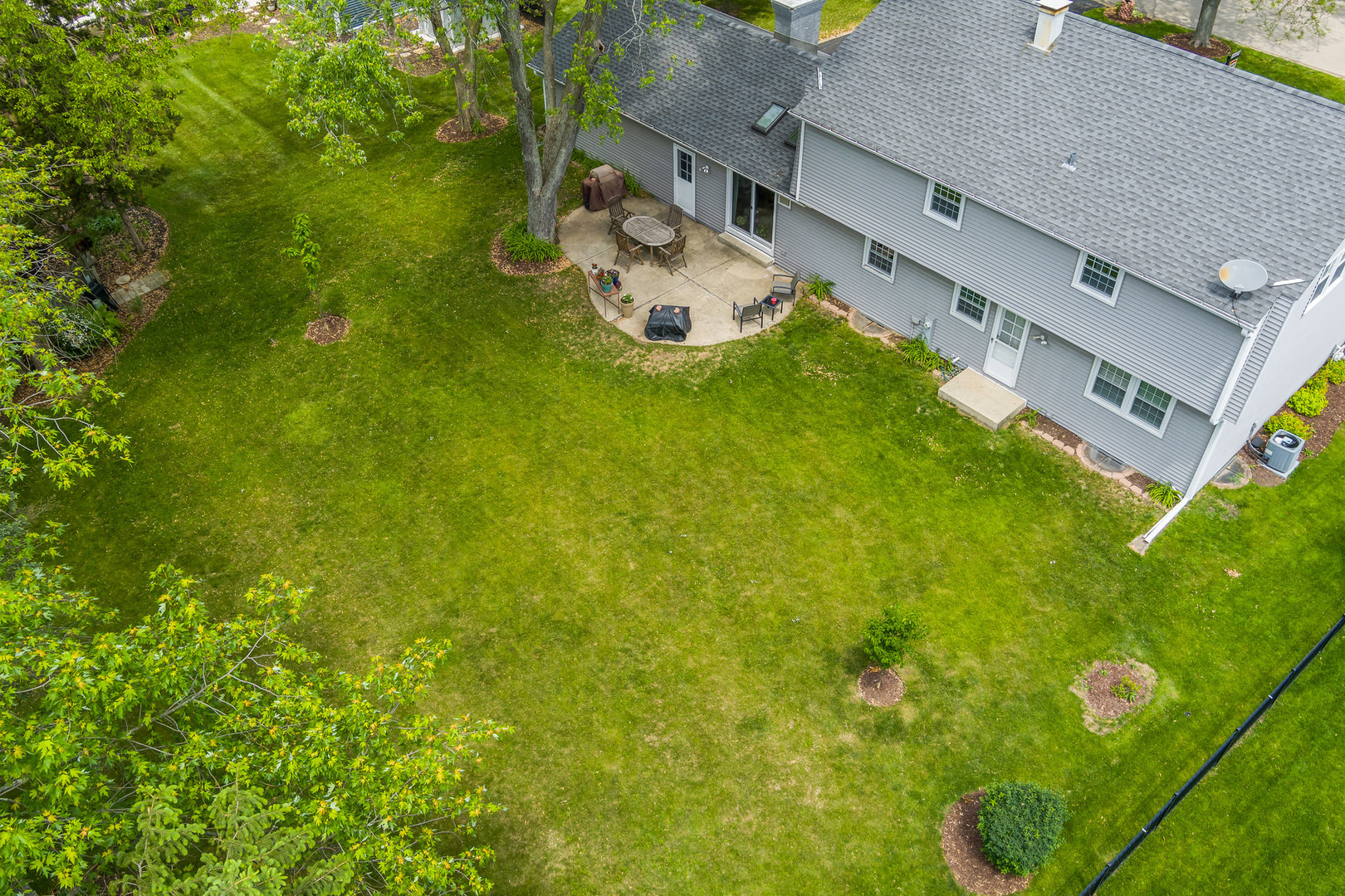 25w303 Gunston Avenue Property Photo 32