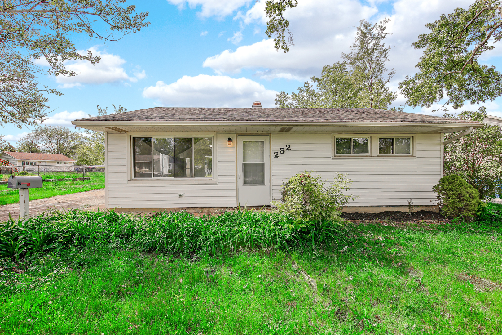 232 Camden Drive Property Photo 1