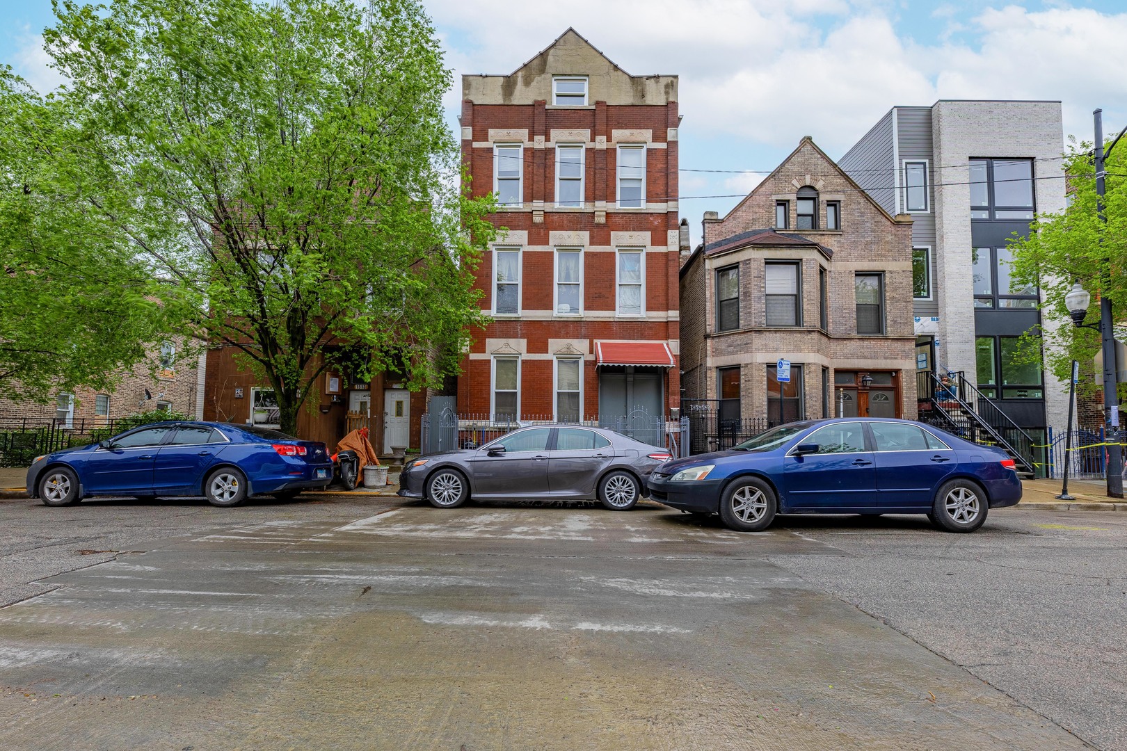 1515 W 17th Street Property Photo 1