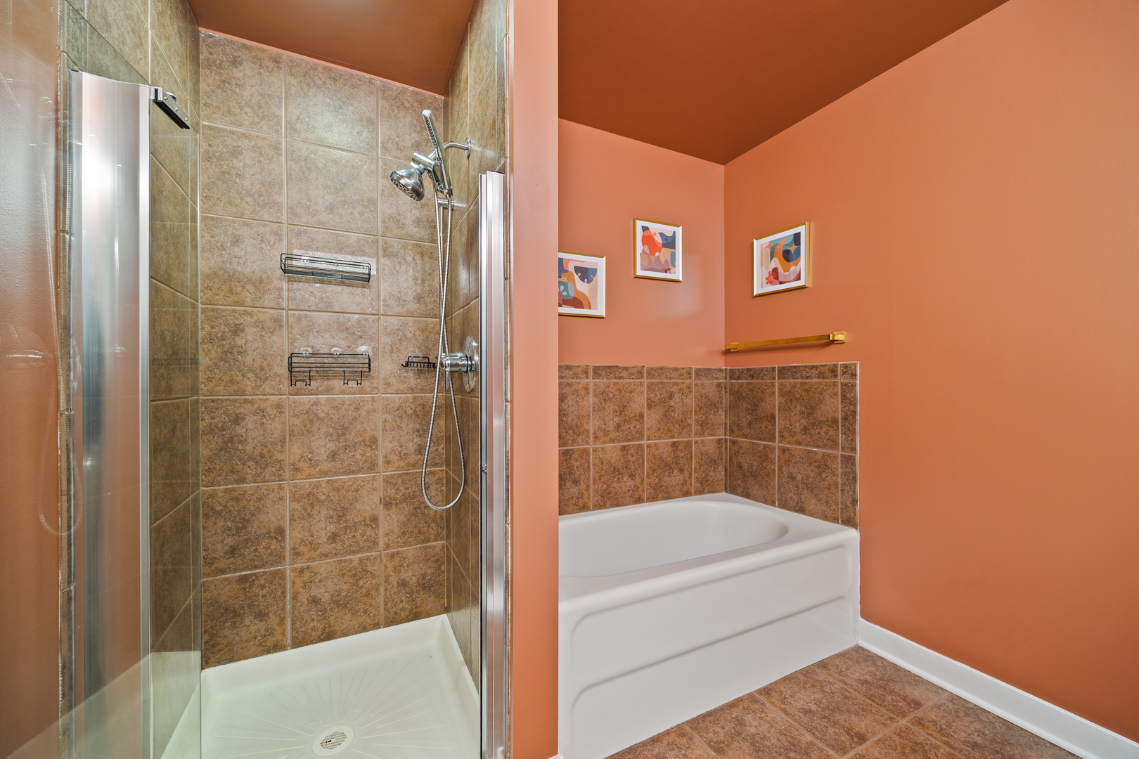 320 E 21st Street 402 Property Photo 24