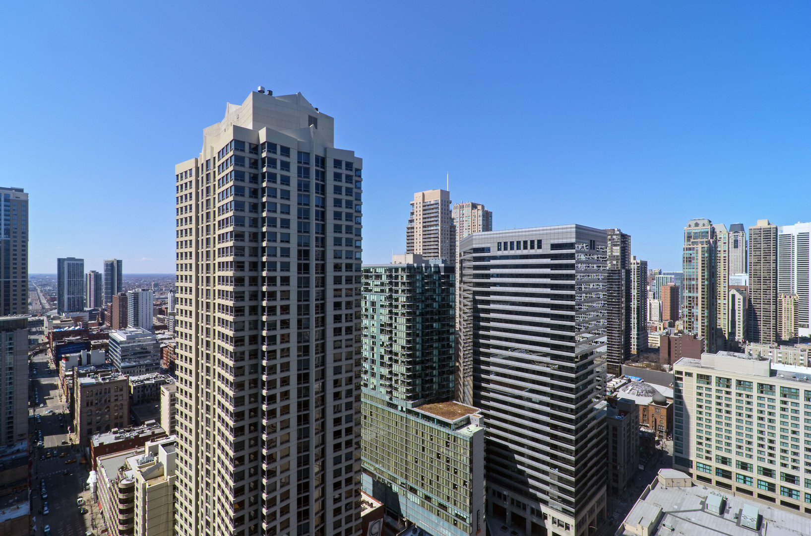 405 N Wabash Avenue 3403 Property Photo 15