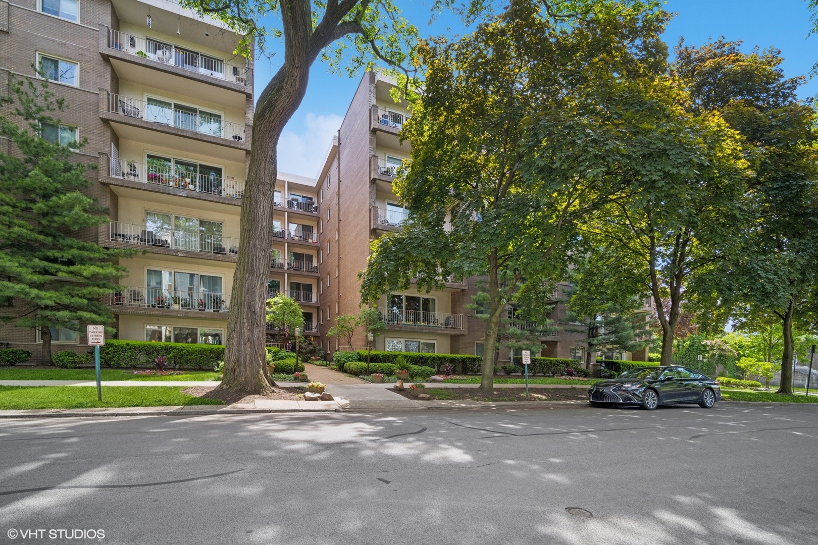 407 Ashland Avenue 6h Property Photo 1