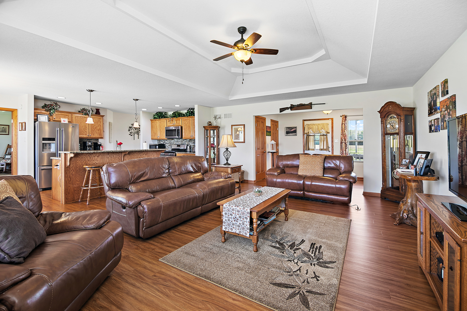 2609 E 1500s Road Property Photo 12
