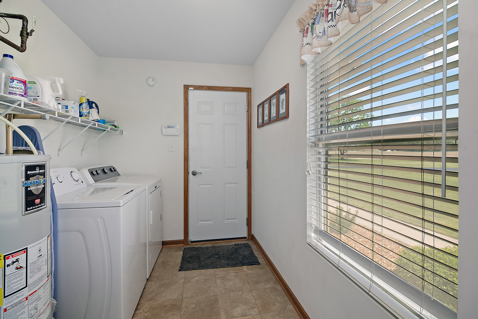 2609 E 1500s Road Property Photo 25