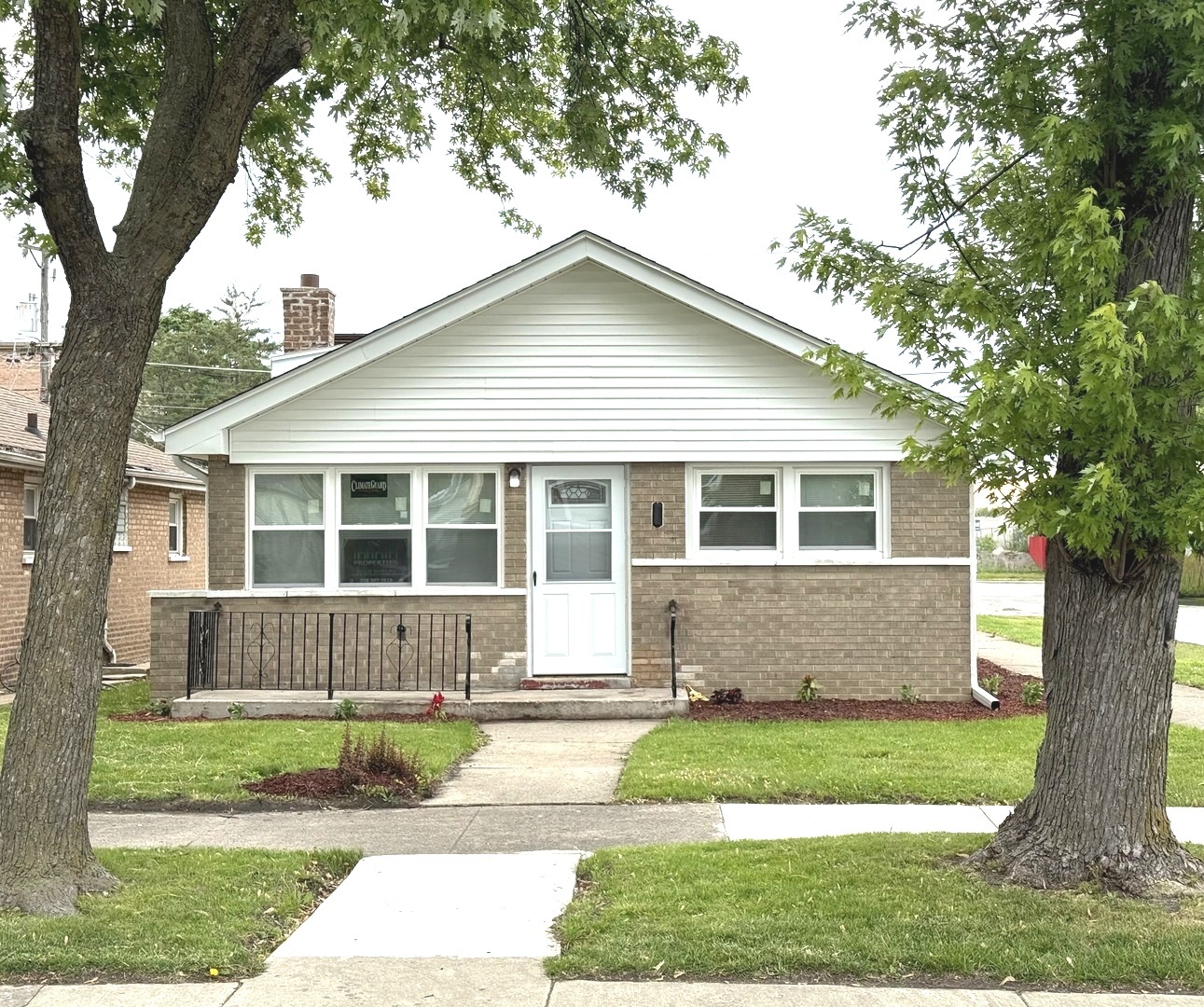 12600 S Lincoln Street Property Photo 1