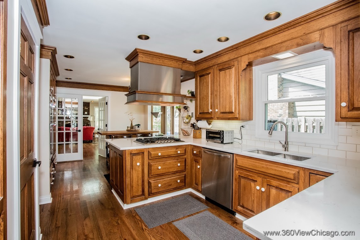 824 62nd Street Property Photo 5