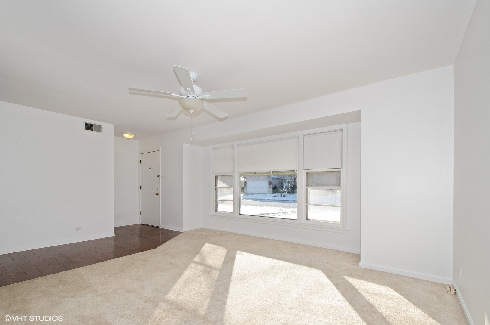 8122 W Winnemac Ave Property Photo 5