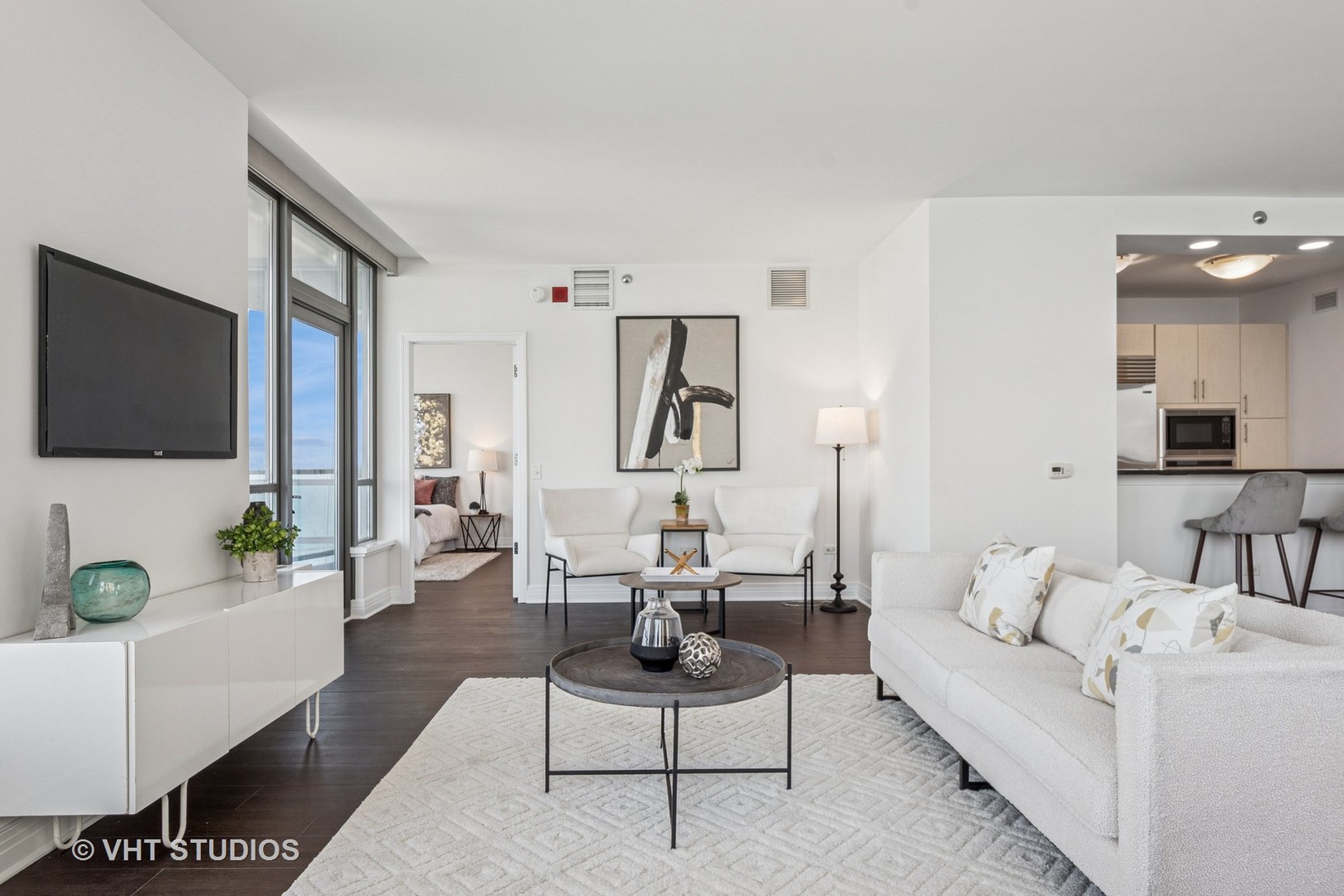 600 N Lake Shore Drive 3411 Property Photo 5