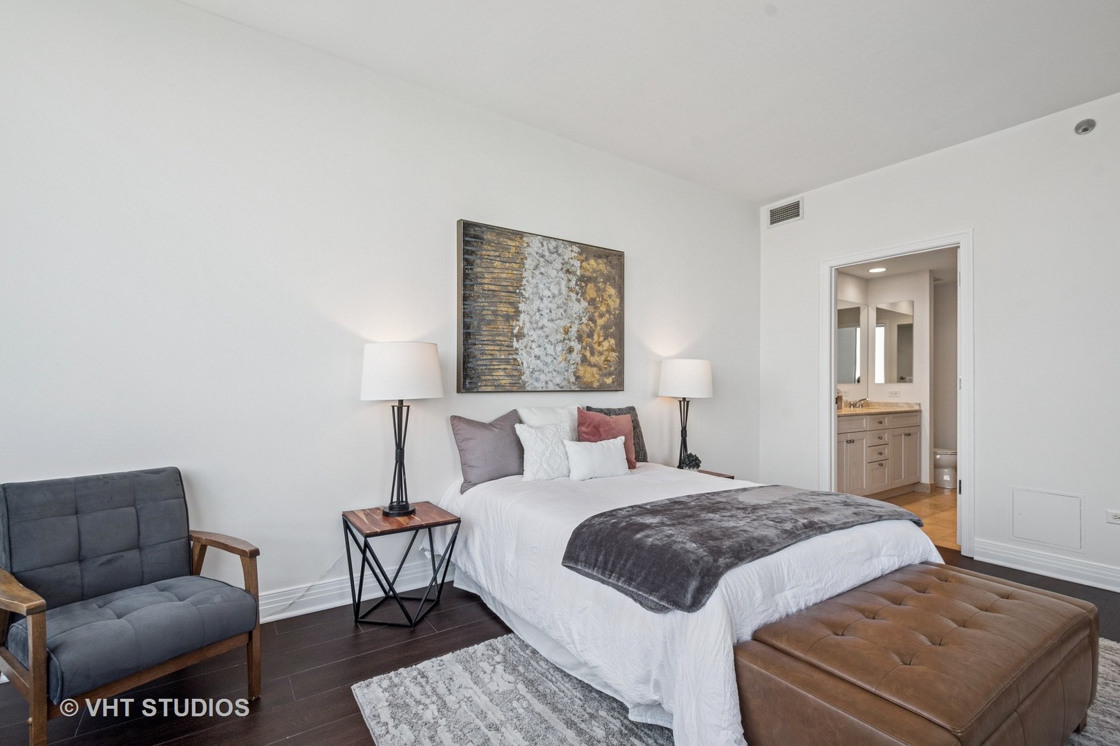 600 N Lake Shore Drive 3411 Property Photo 21