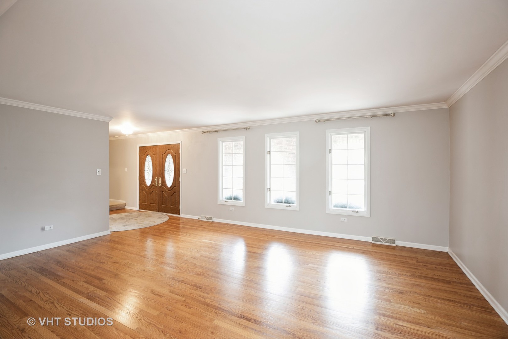 2709 Brassie Ave Property Photo 5