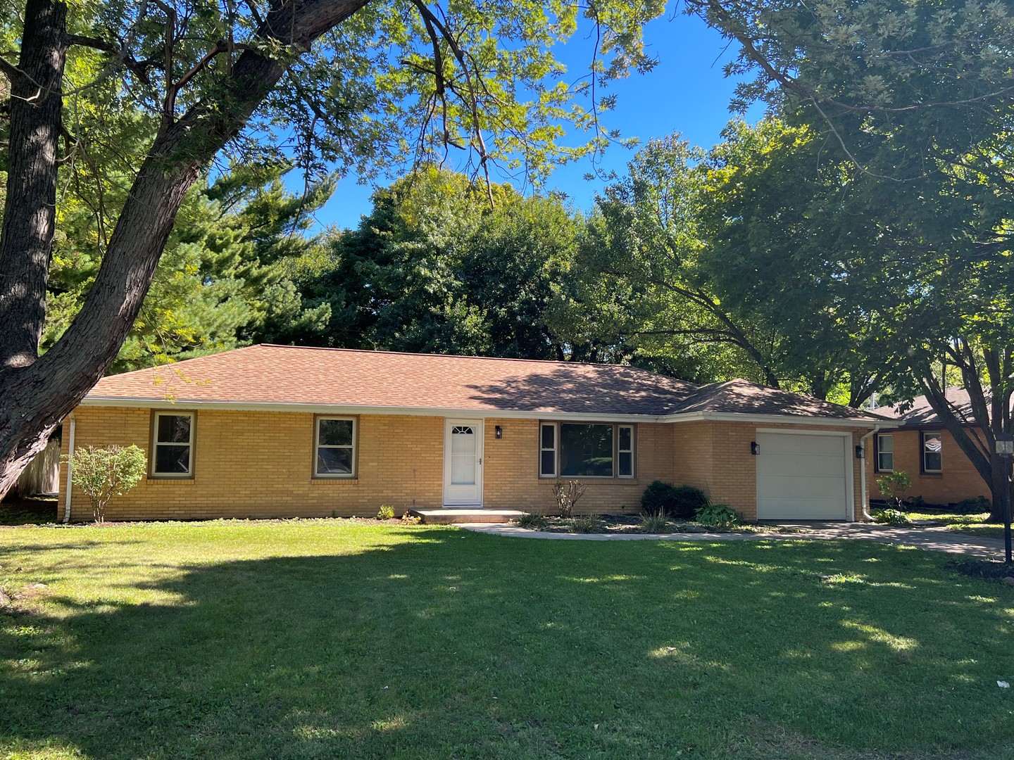 1808 Bellamy Drive Property Photo 1