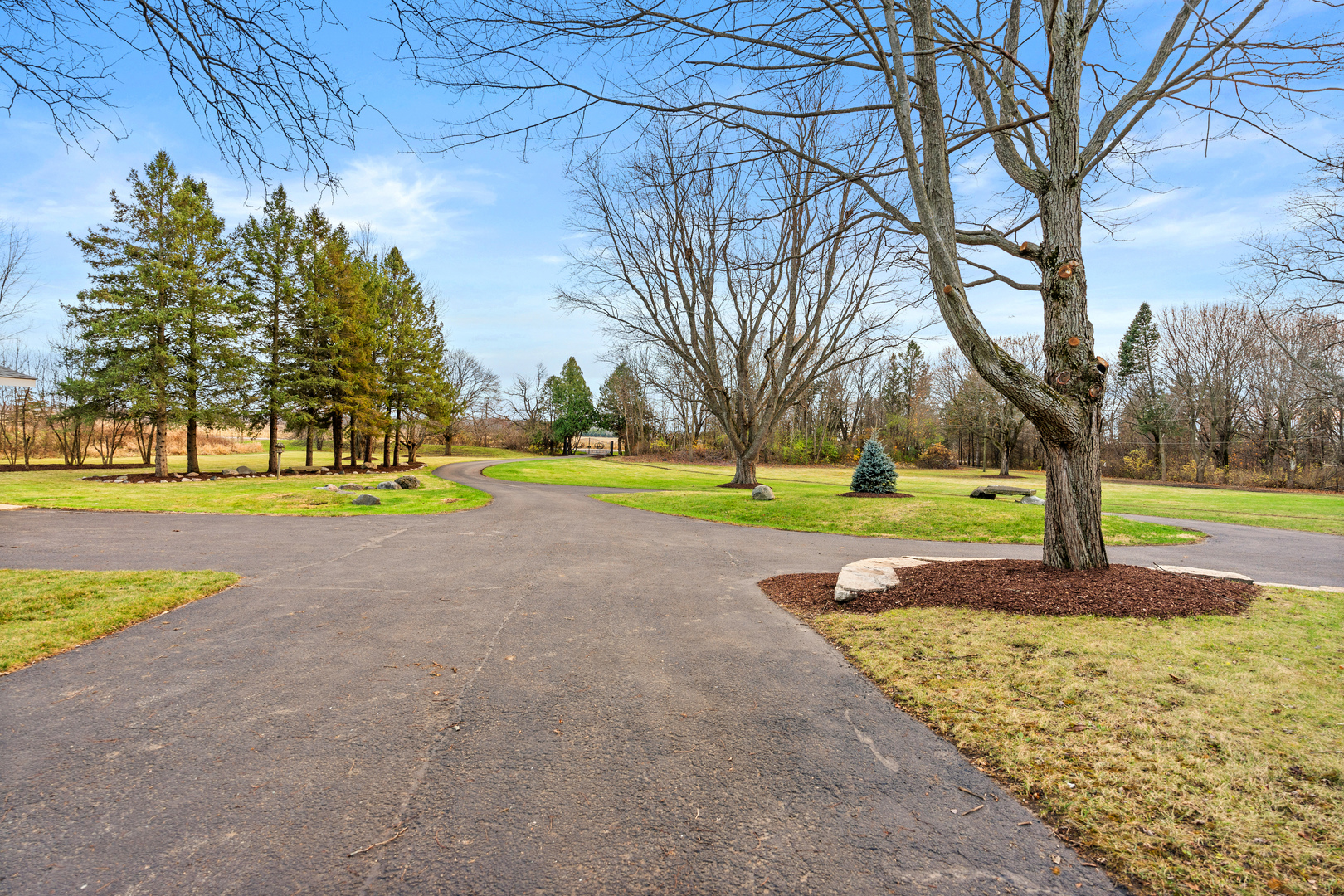 16306 Kishwaukee Valley Road Property Photo 17