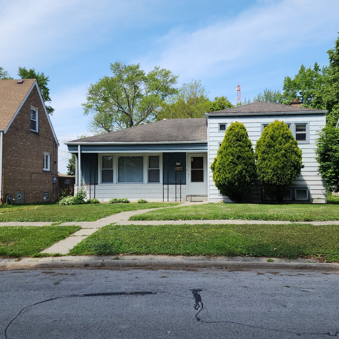 9716 Warren Avenue Property Photo 1