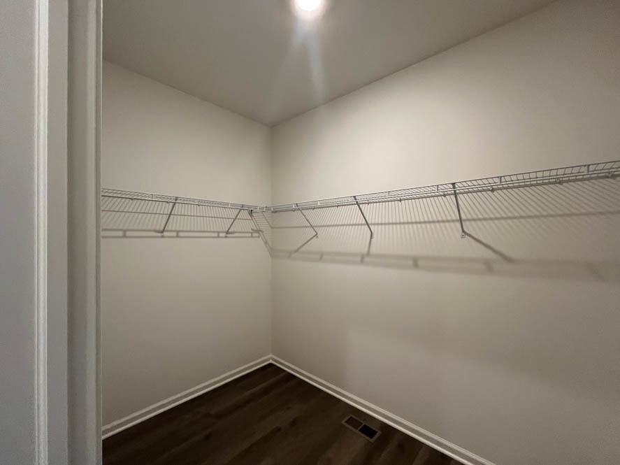 1025 Leeward Lane Property Photo 11