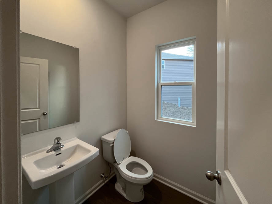 1025 Leeward Lane Property Photo 12