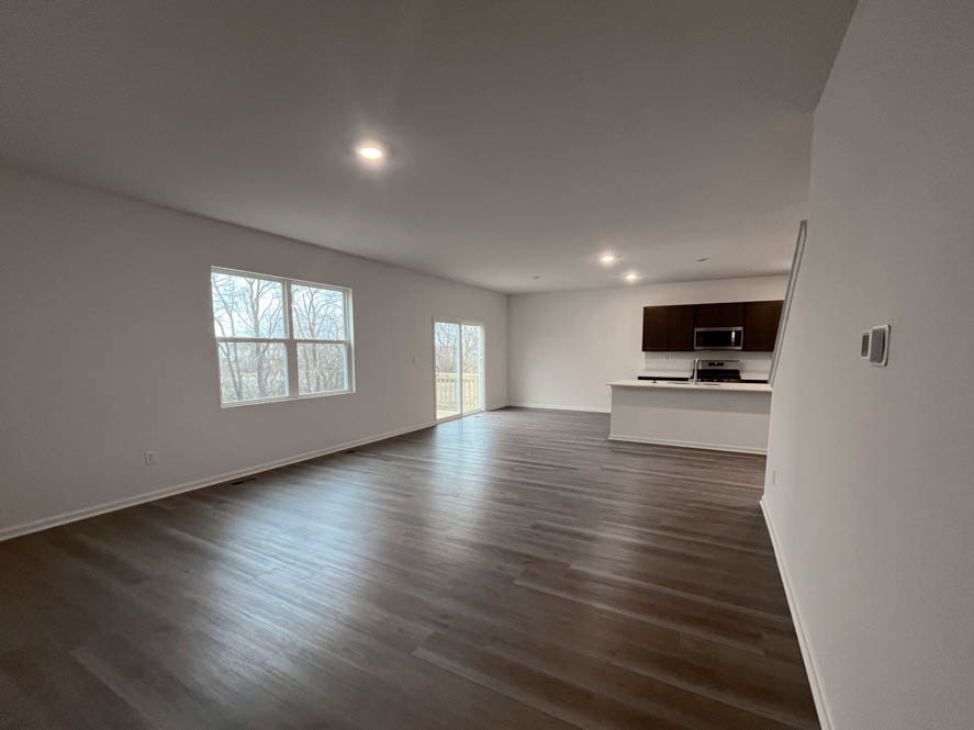 1025 Leeward Lane Property Photo 13