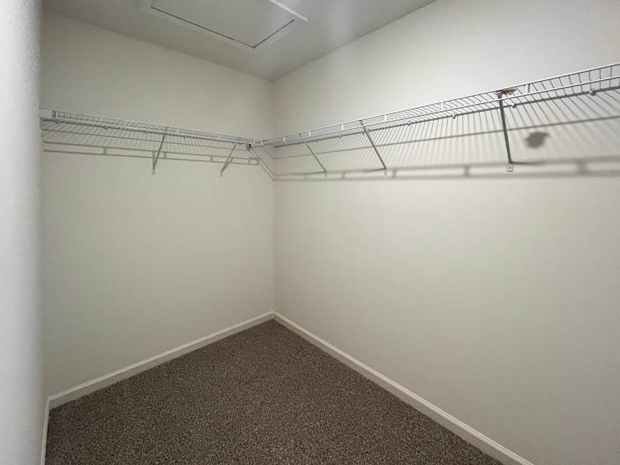 1025 Leeward Lane Property Photo 16