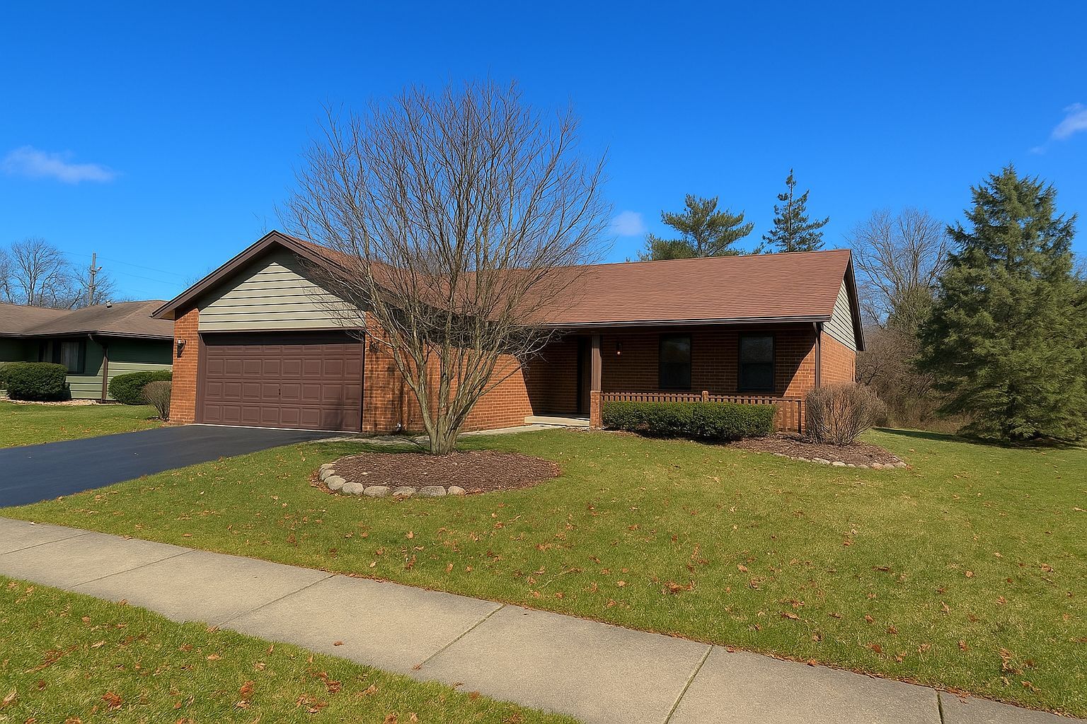 807 VIOLET Lane Property Photo 1