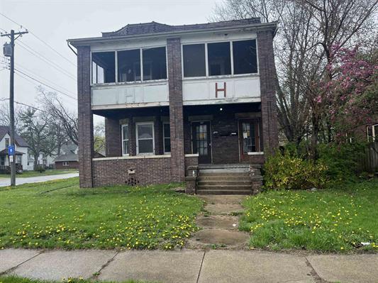 1825 S 6th Street Property Photo 1