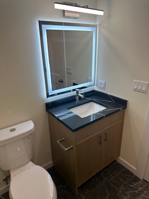 5938 N Sacramento Avenue Property Photo 26