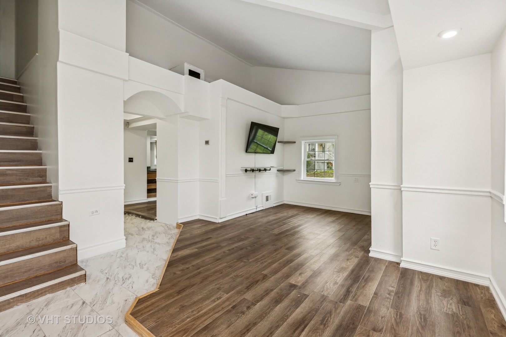 36147 N Eagle Court Property Photo 4