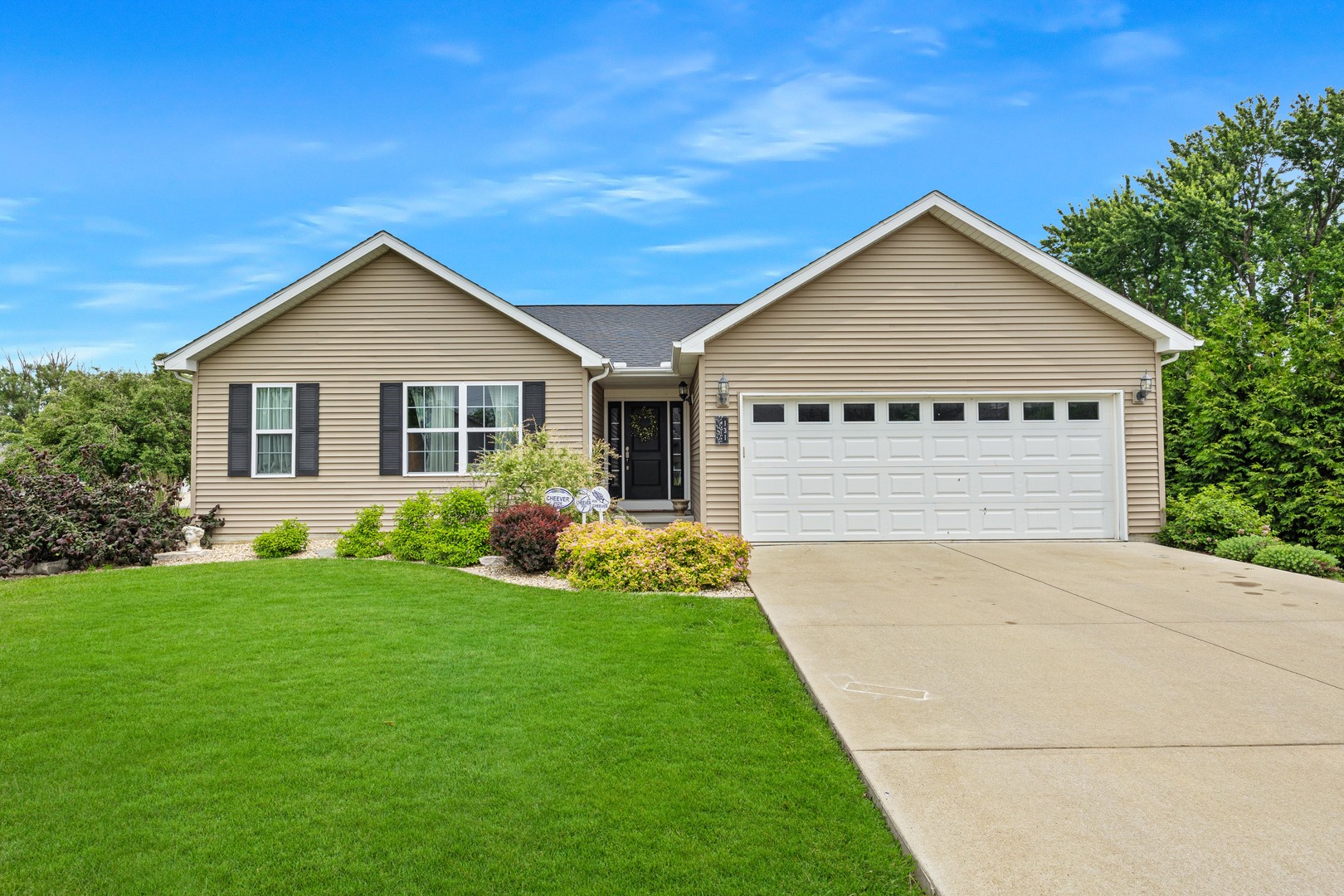 131 Delane Drive Property Photo 1
