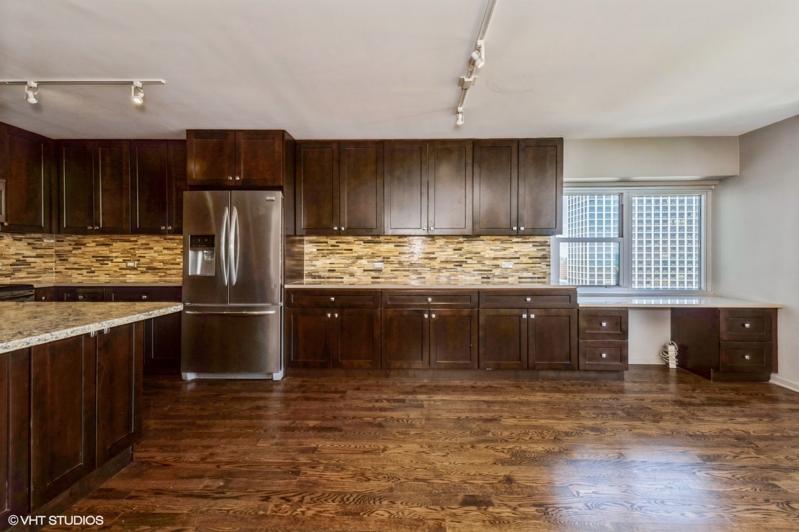 4250 N Marine Drive 1628 Property Photo 12