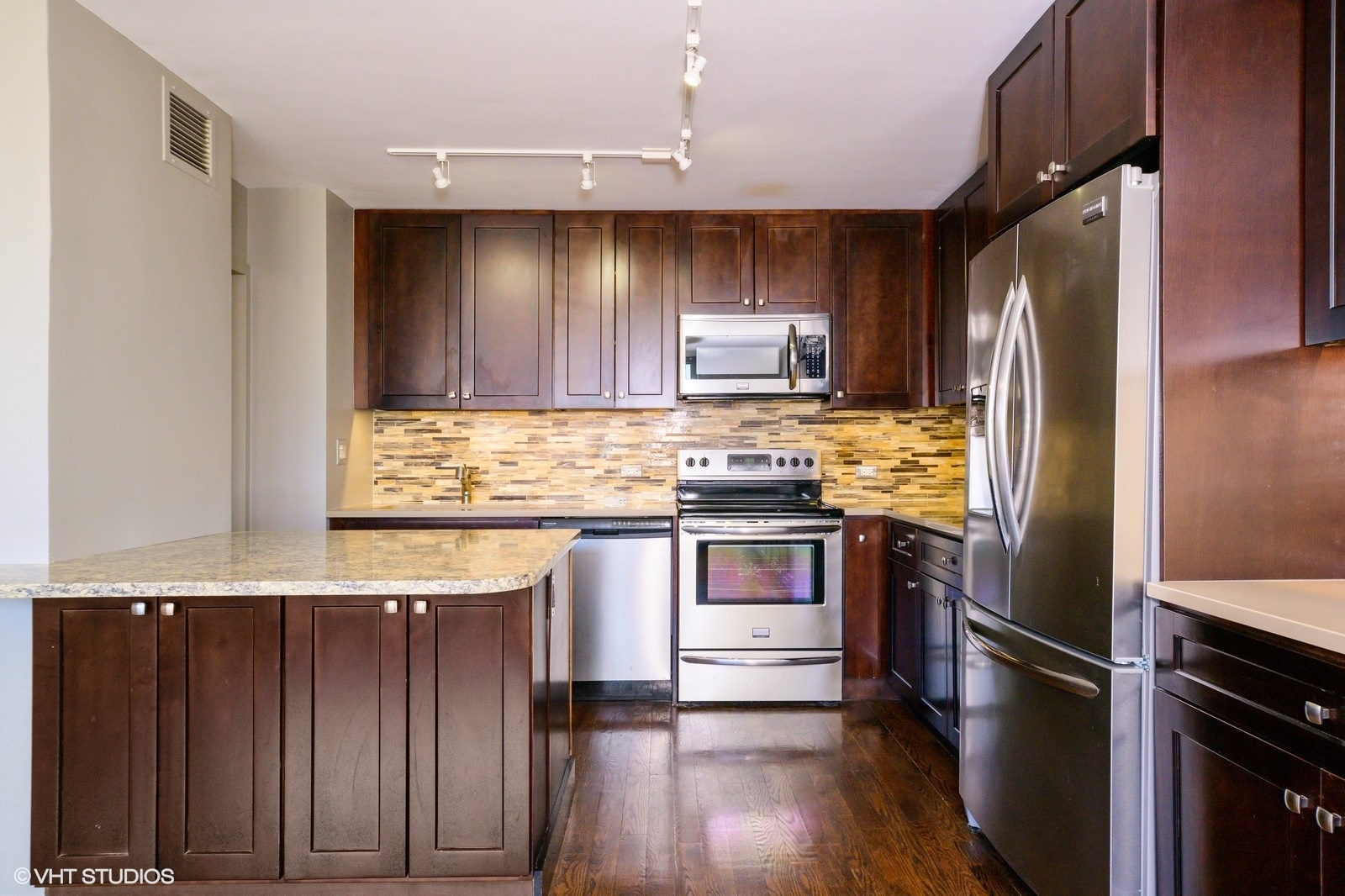 4250 N Marine Drive 1628 Property Photo 15