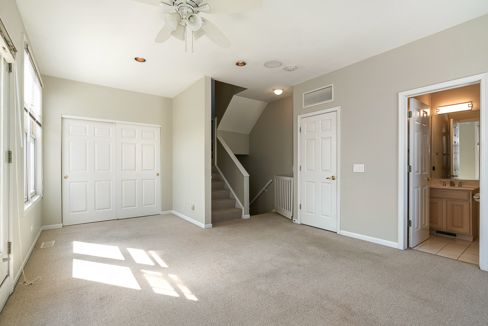 2840 N Lincoln Avenue G Property Photo 10