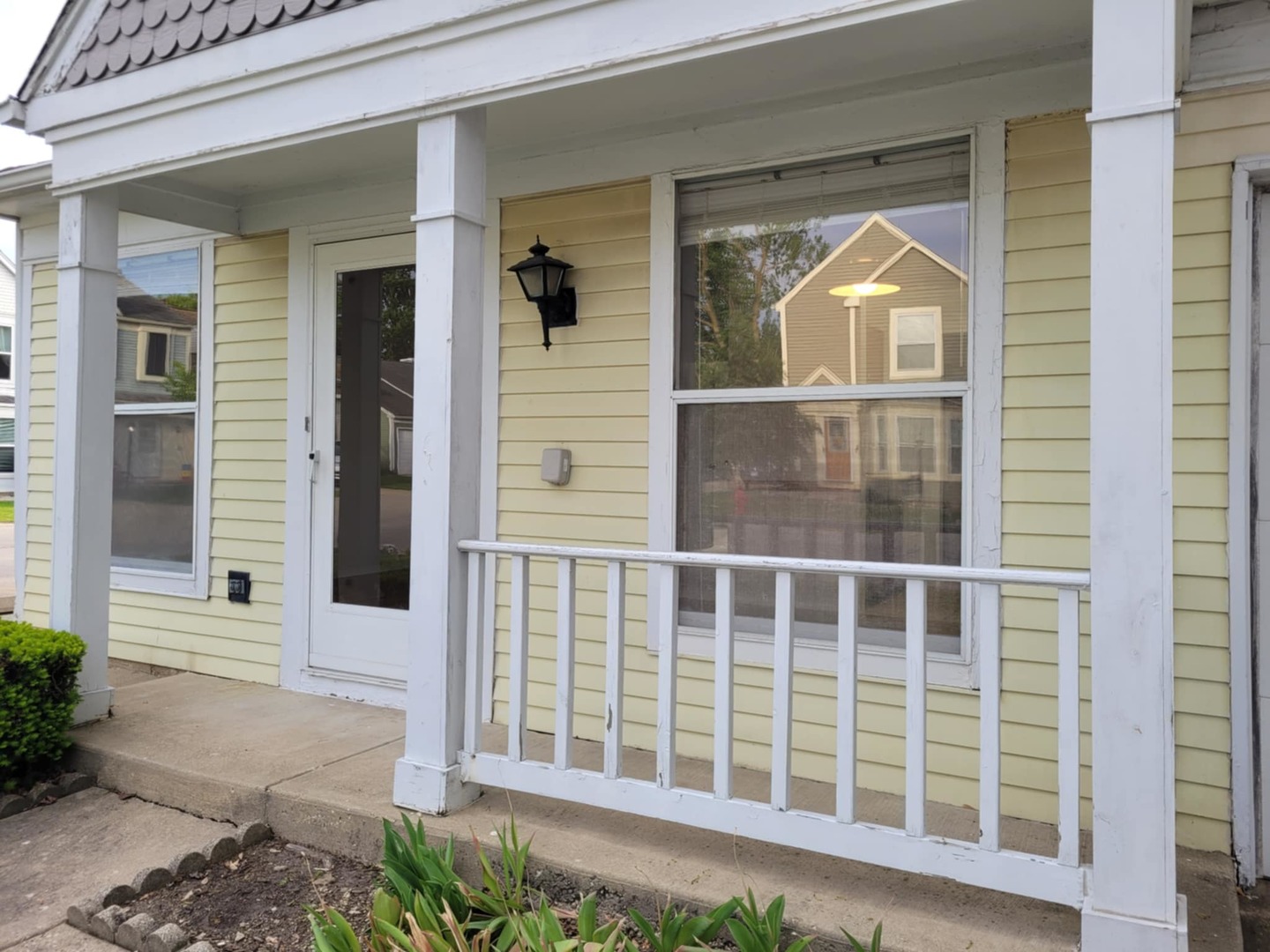 7468 Filmore Avenue Property Photo 3