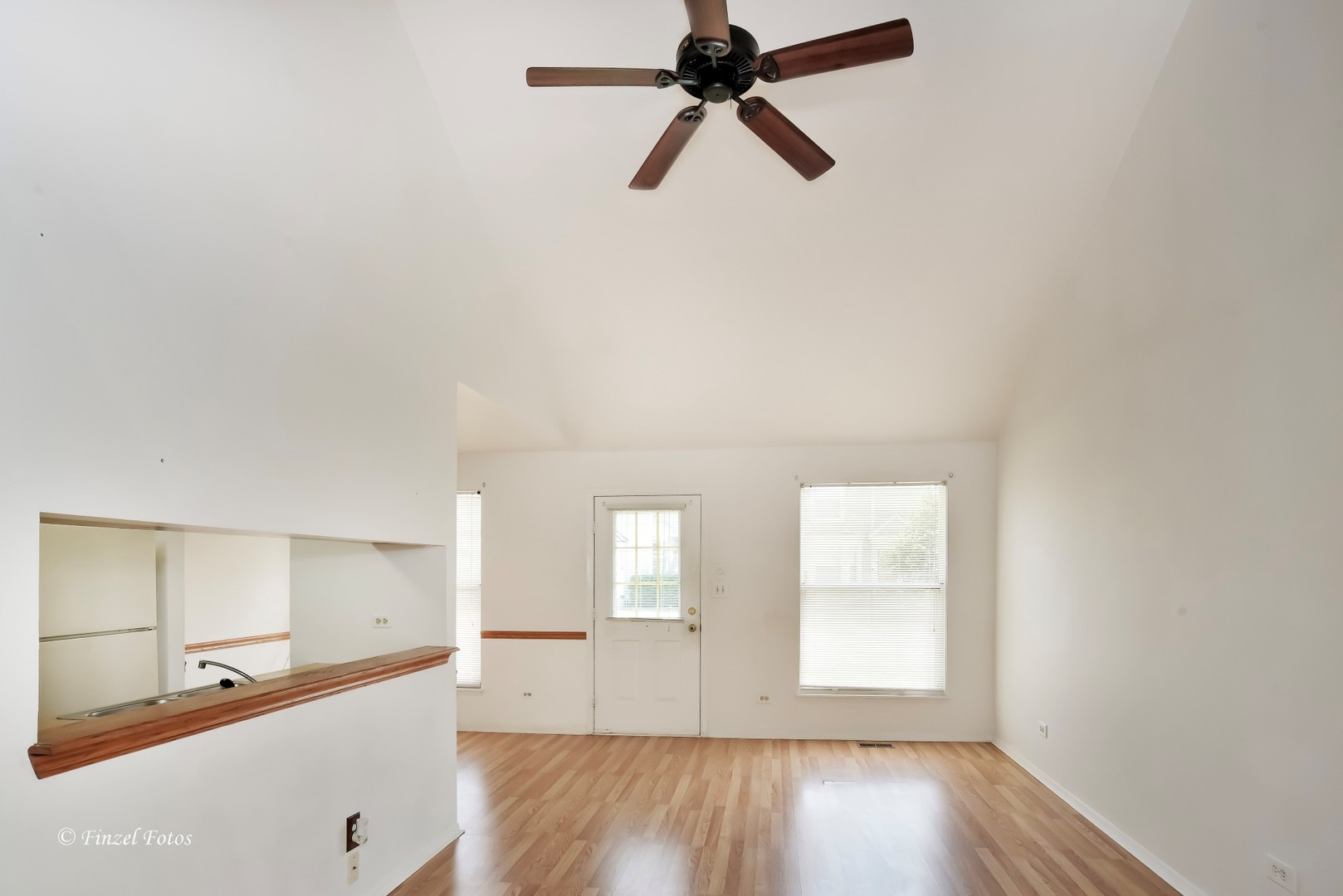 7468 Filmore Avenue Property Photo 6