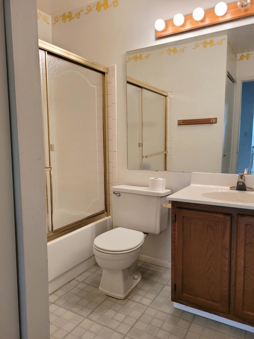 7468 Filmore Avenue Property Photo 13