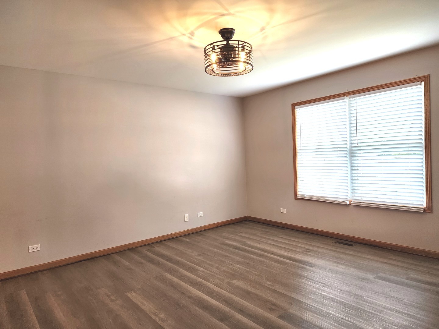 532 Elizabeth St Property Photo 10