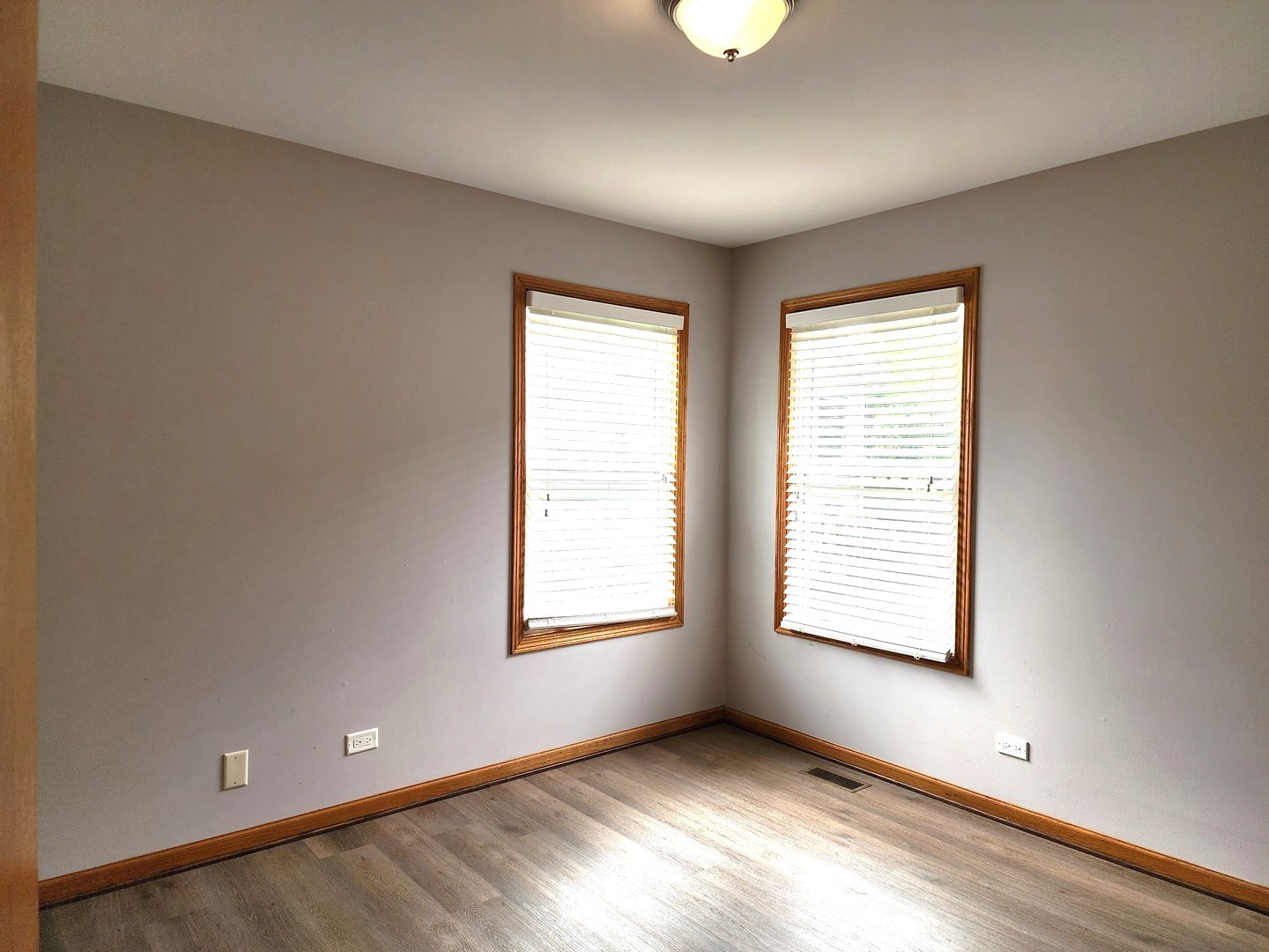 532 Elizabeth St Property Photo 13