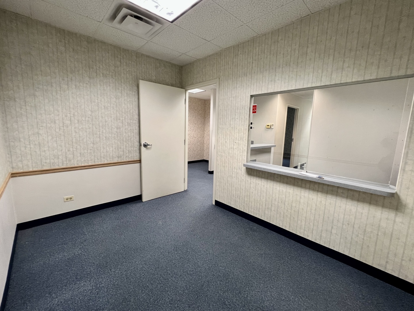 111 N Wabash Avenue 1314 Property Photo 4