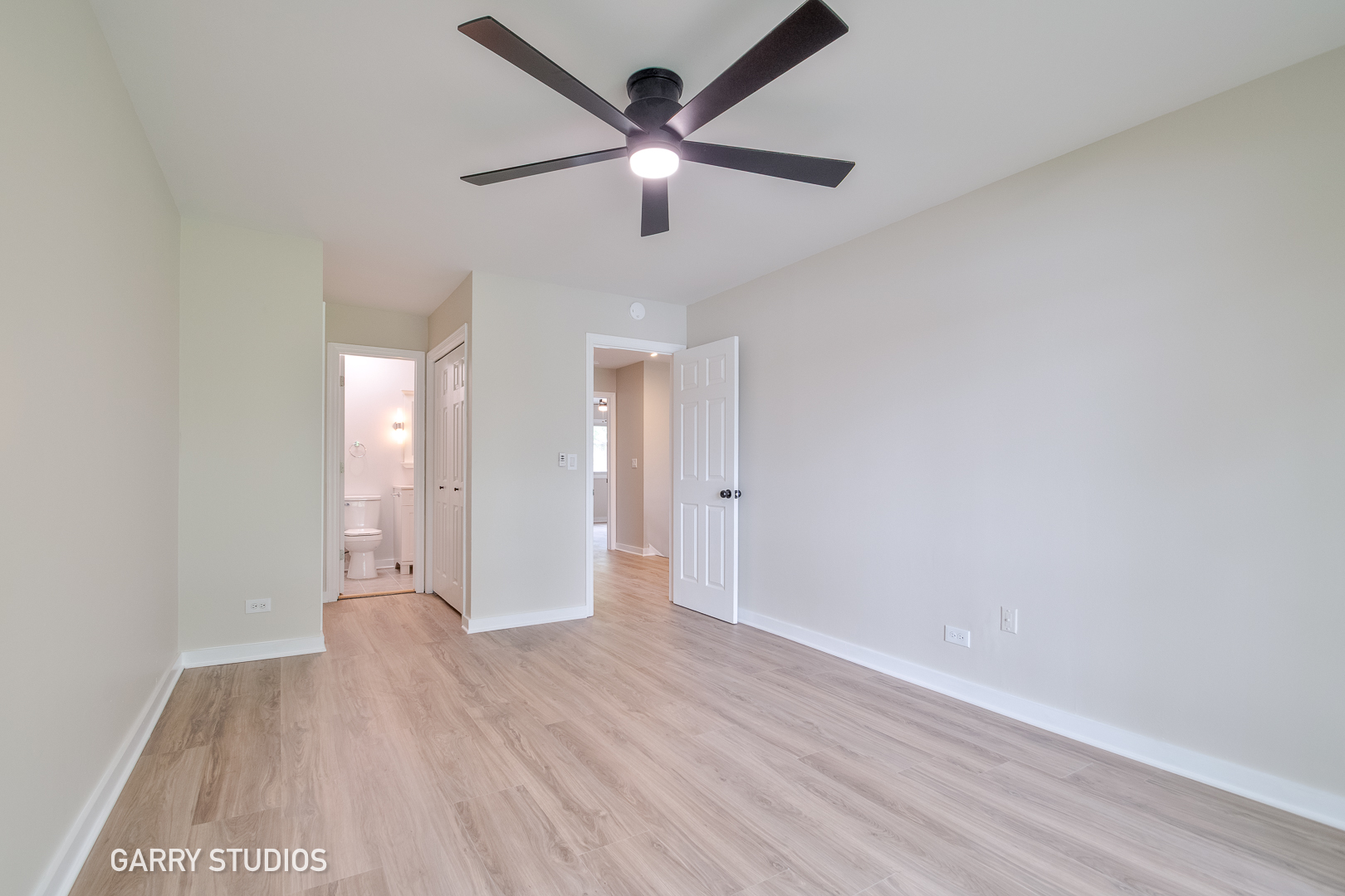 205 Lakeshore Lane Property Photo 15